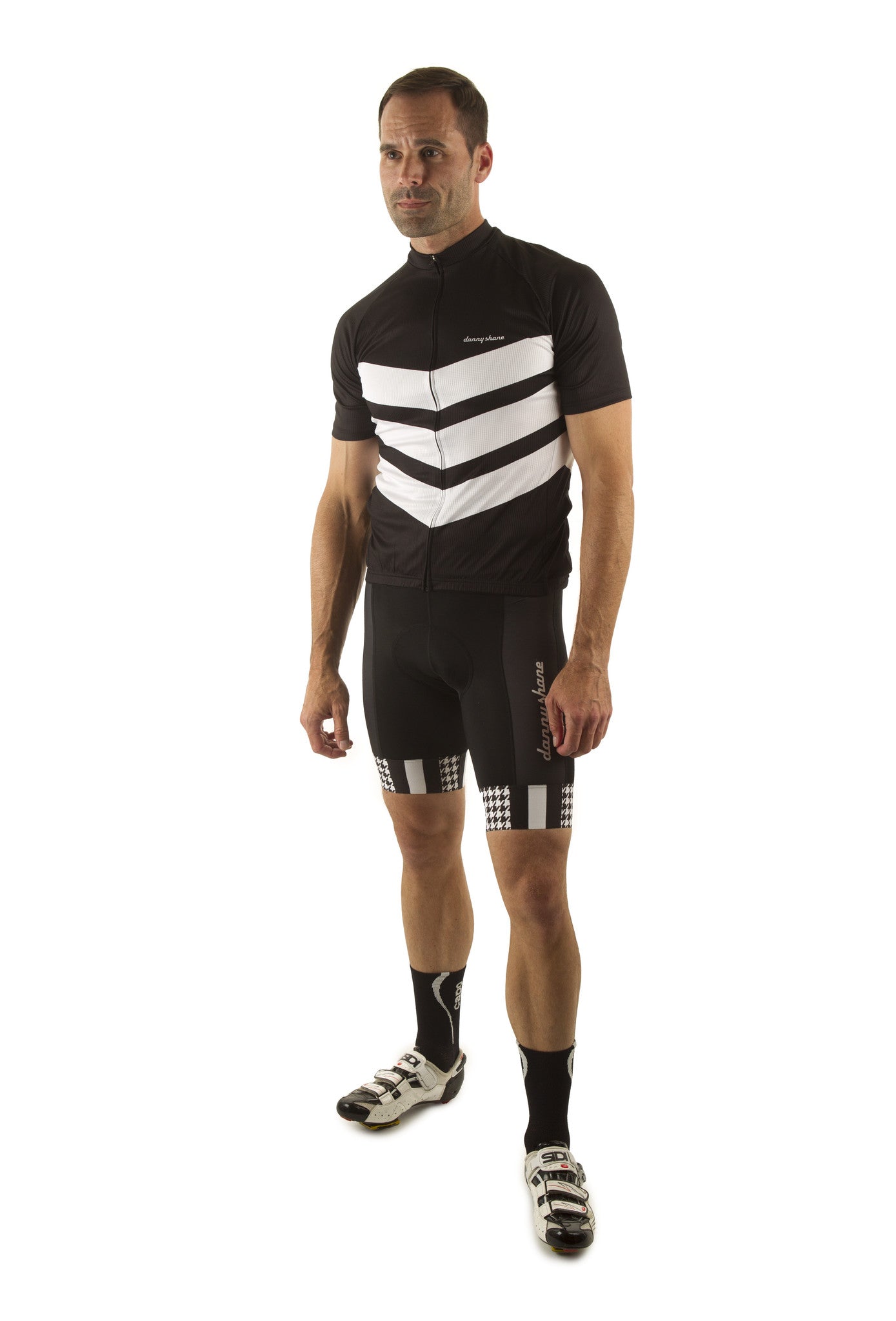 Aston Performance Jersey - Black – DannyShane | Designer Cycling Apparel